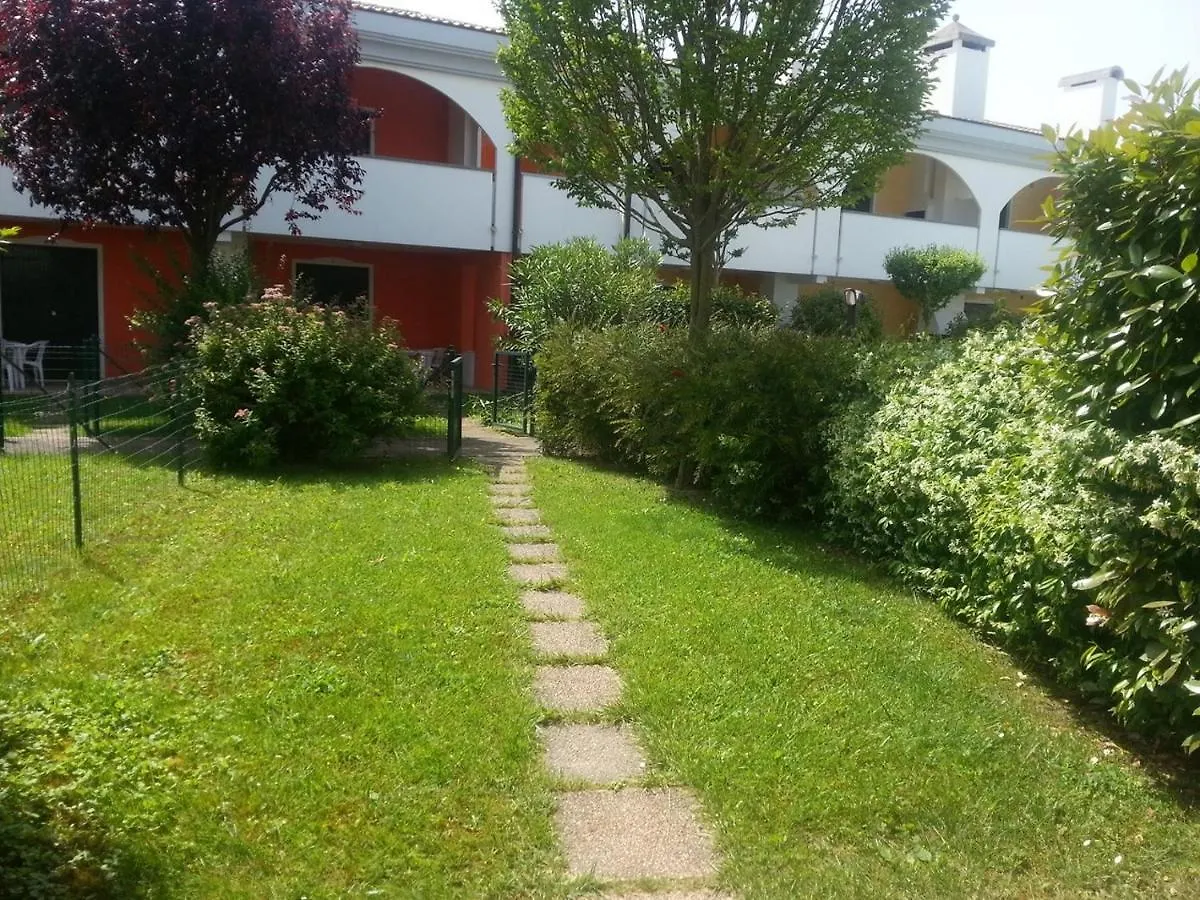 Apartment Lovely Flat With Swimming Pool And Ac Bibione Italy