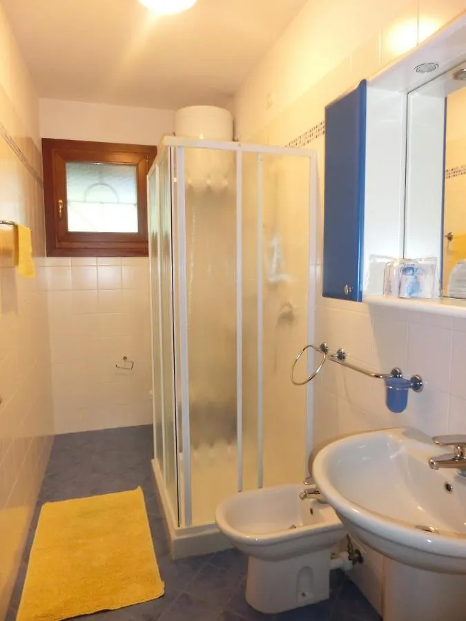 Lovely Flat With Swimming Pool And Ac Bibione Apartment