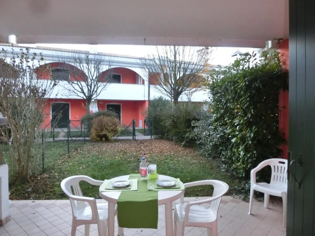 Apartment Lovely Flat With Swimming Pool And Ac Bibione