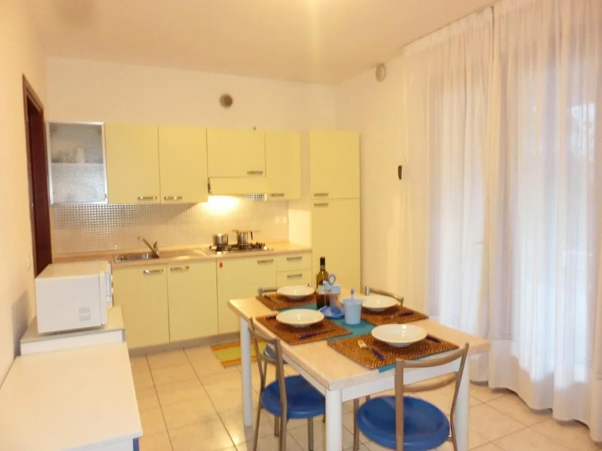 Lovely Flat With Swimming Pool And Ac Bibione Italy