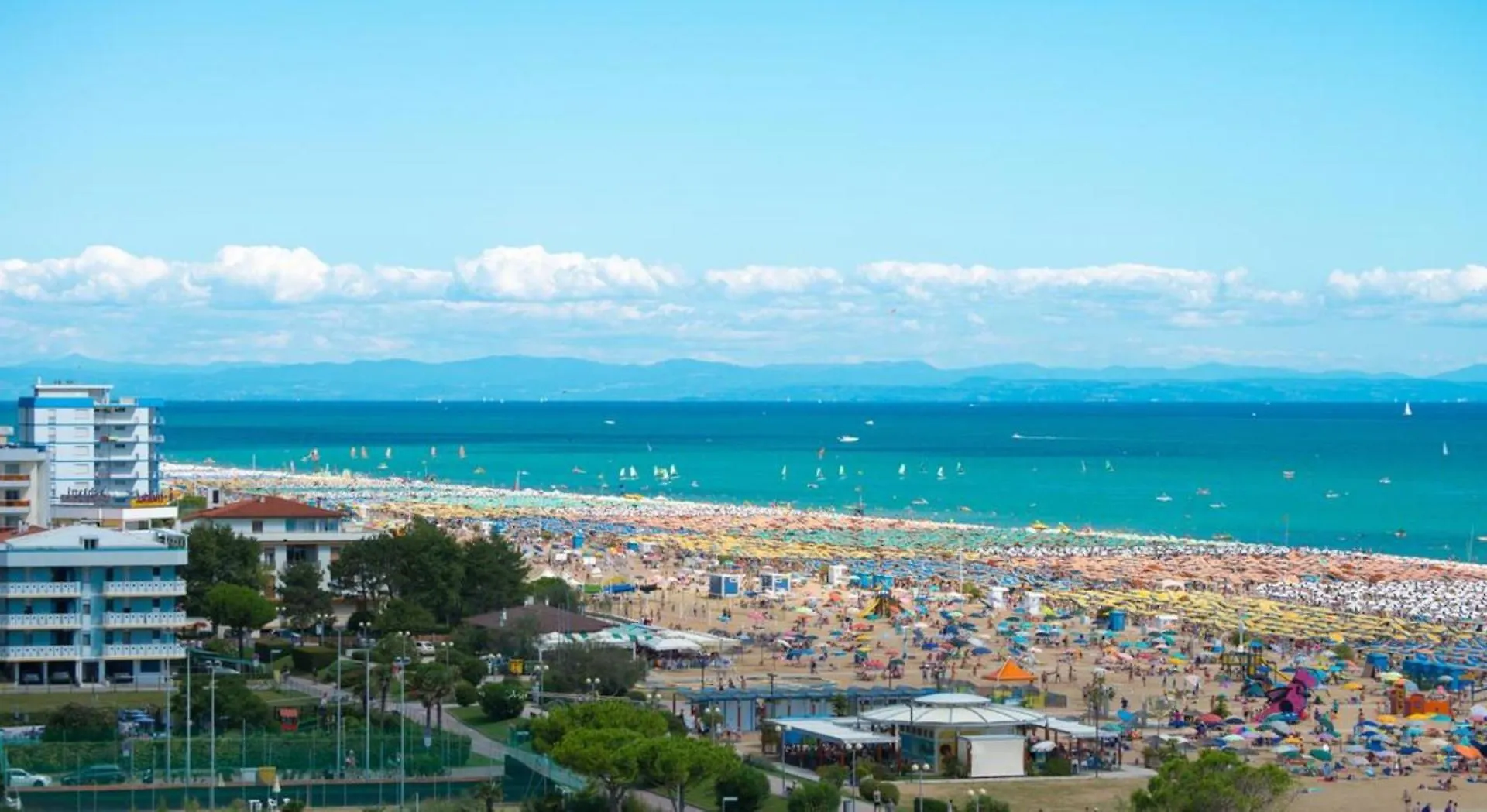 Lovely Flat With Swimming Pool And Ac Bibione Italy