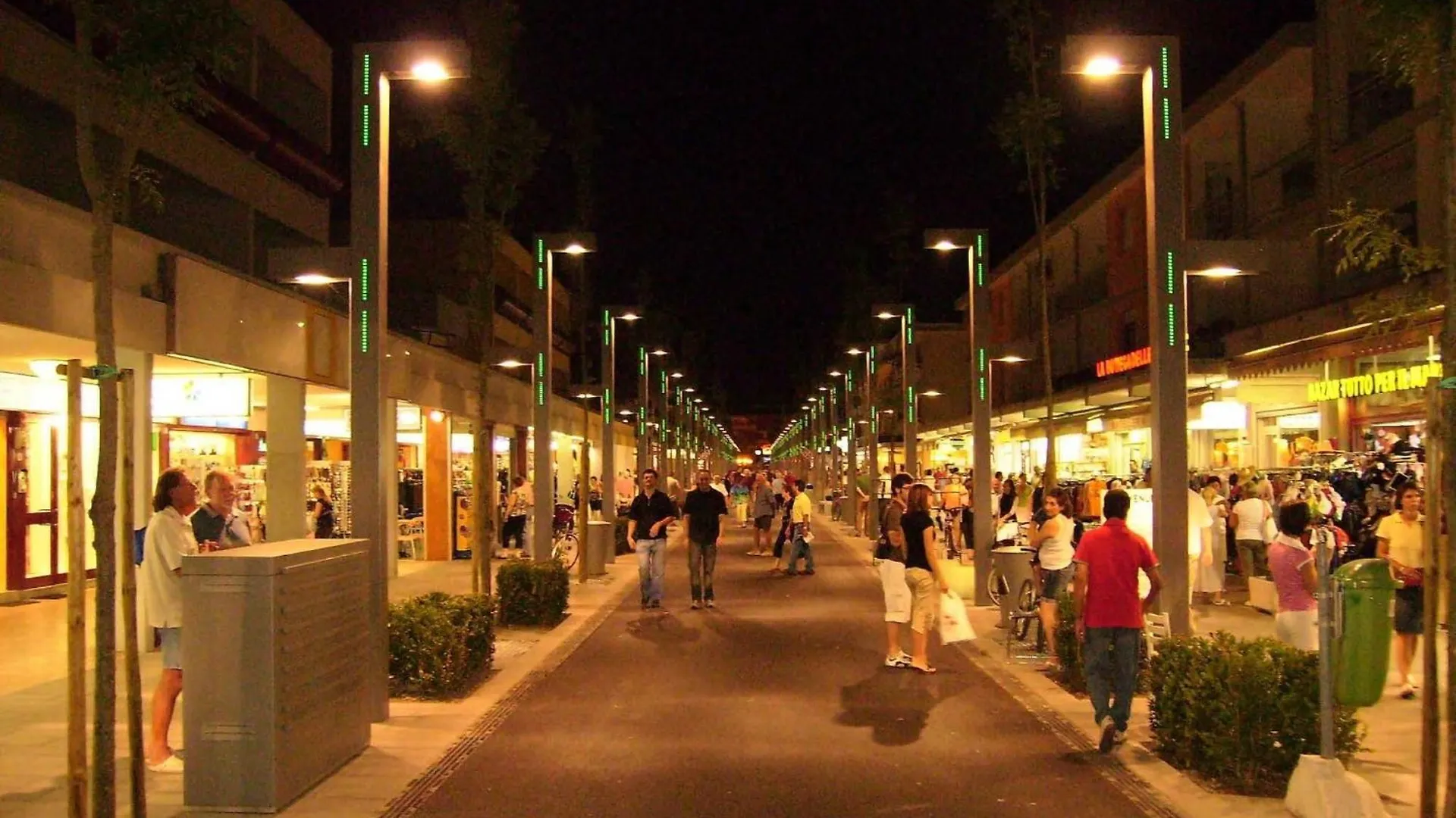 Lovely Flat With Swimming Pool And Ac Bibione Italy